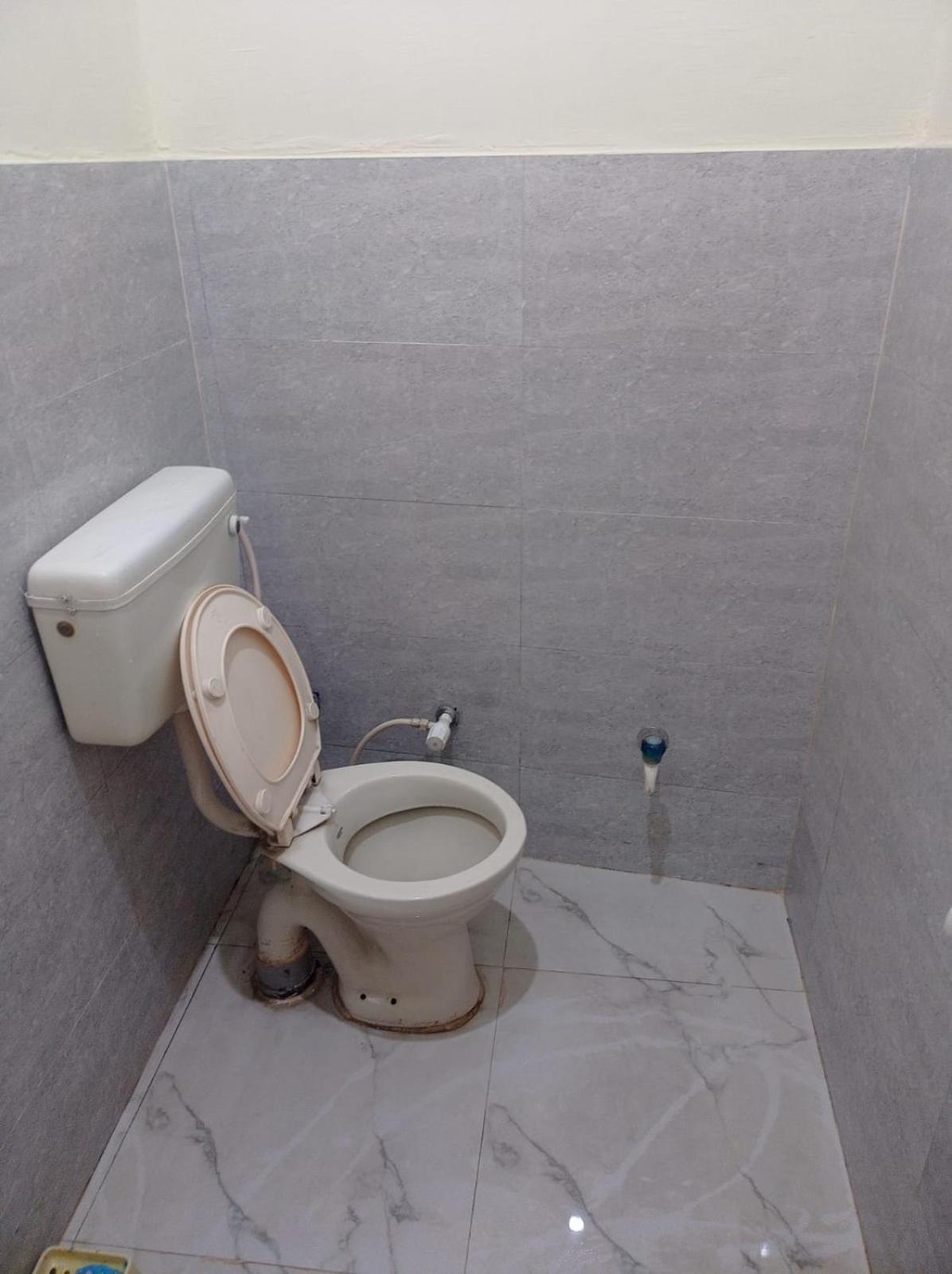 Homestay Comfort Villa Rāmpur Zewnętrze zdjęcie
