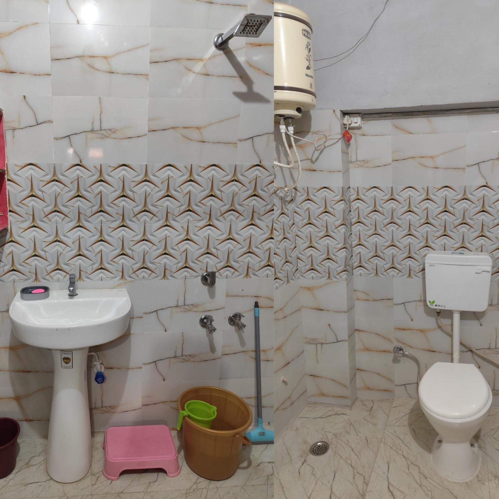 Homestay Comfort Villa Rāmpur Zewnętrze zdjęcie